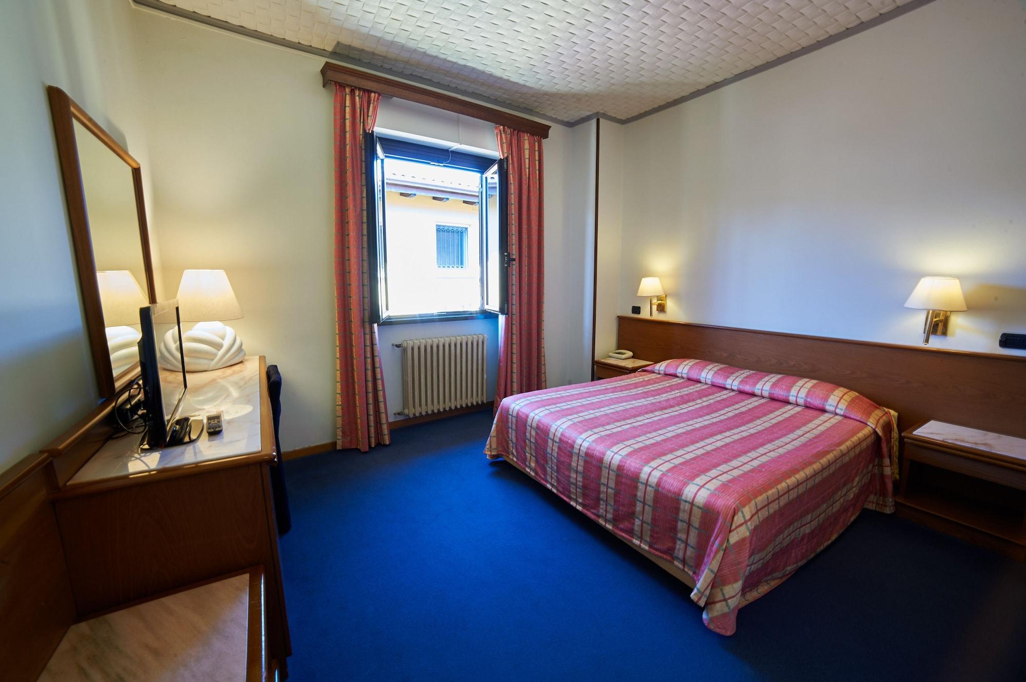 Hotel Giardino Arona Luaran gambar