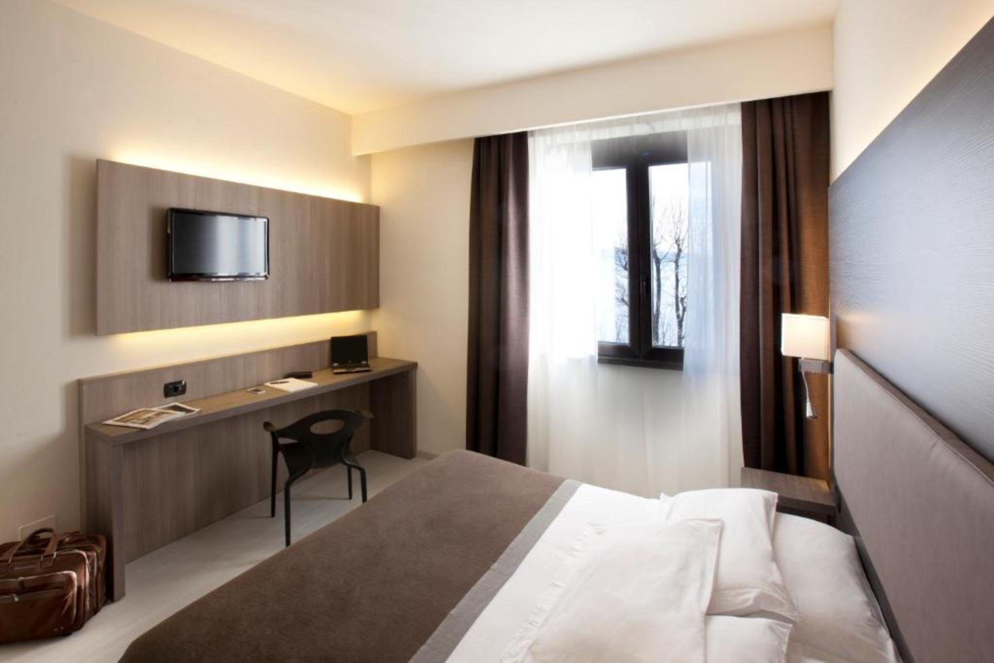Hotel Giardino Arona Luaran gambar