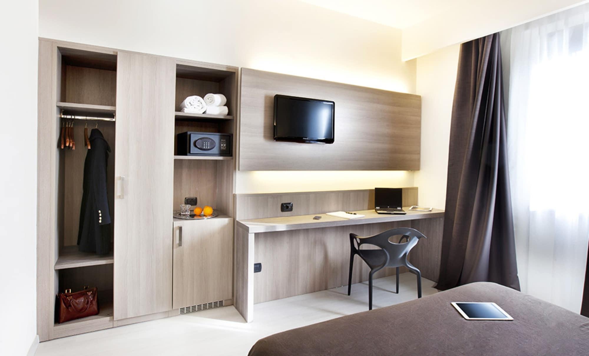 Hotel Giardino Arona Luaran gambar